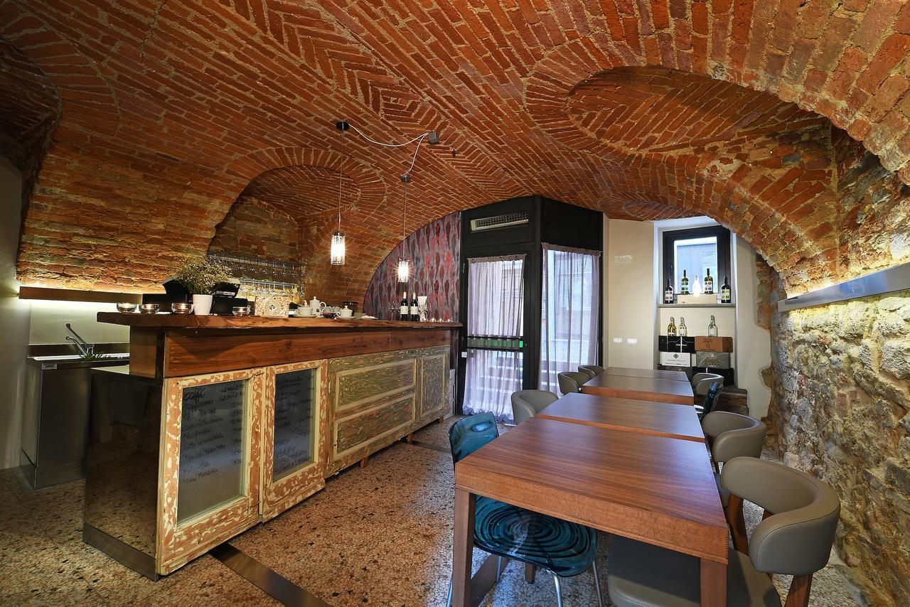 Bed and Breakfast Notte in Langa La Morra Exterior foto